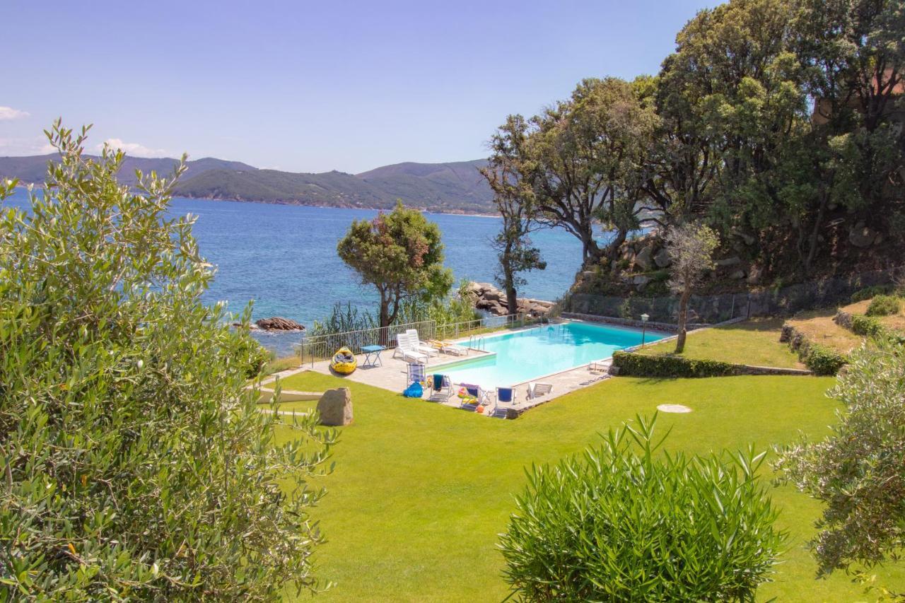 Villa Le Sprizze A Bordo Del Mare - Goelba Marciana Marina  Esterno foto