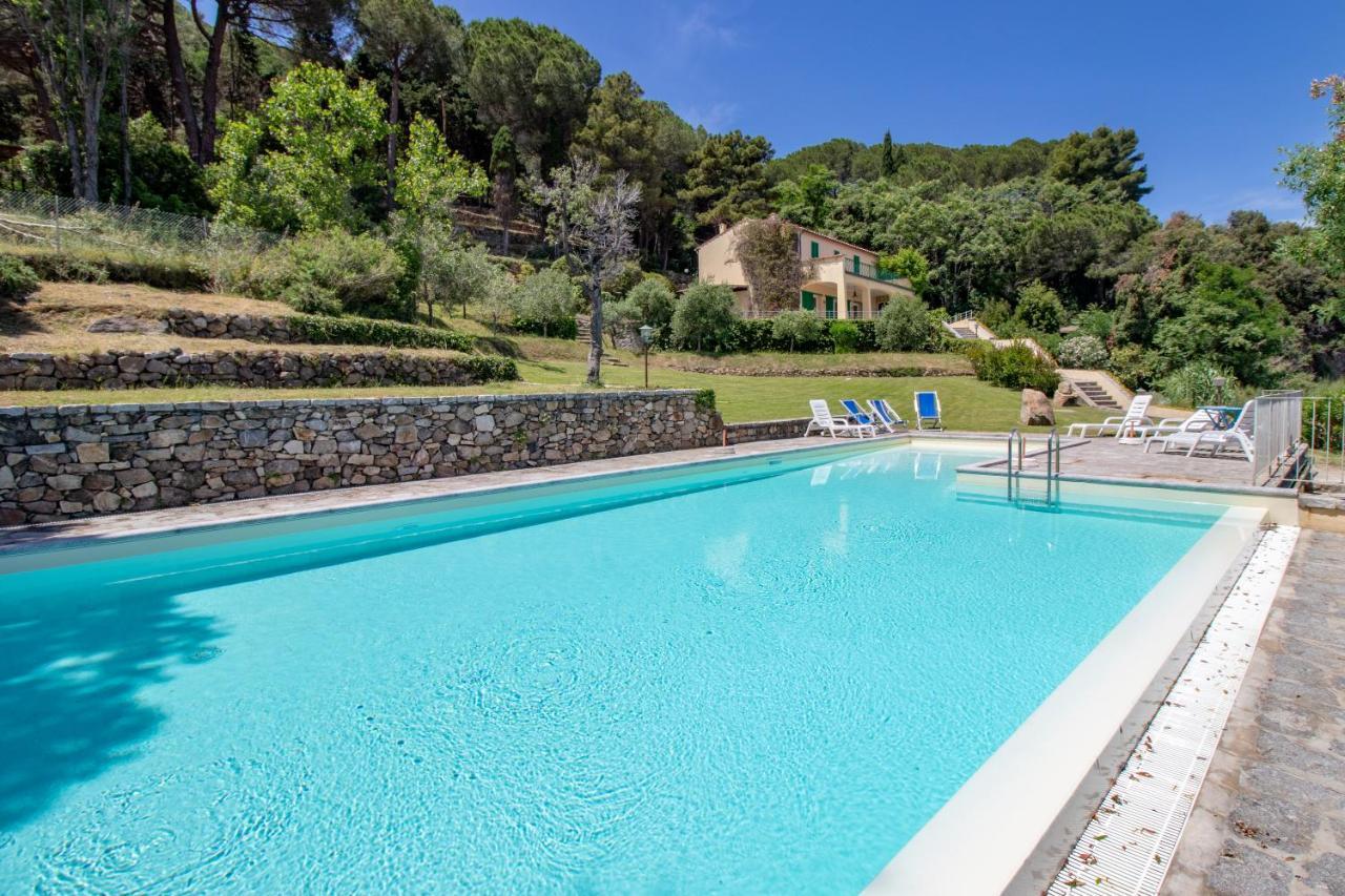 Villa Le Sprizze A Bordo Del Mare - Goelba Marciana Marina  Esterno foto
