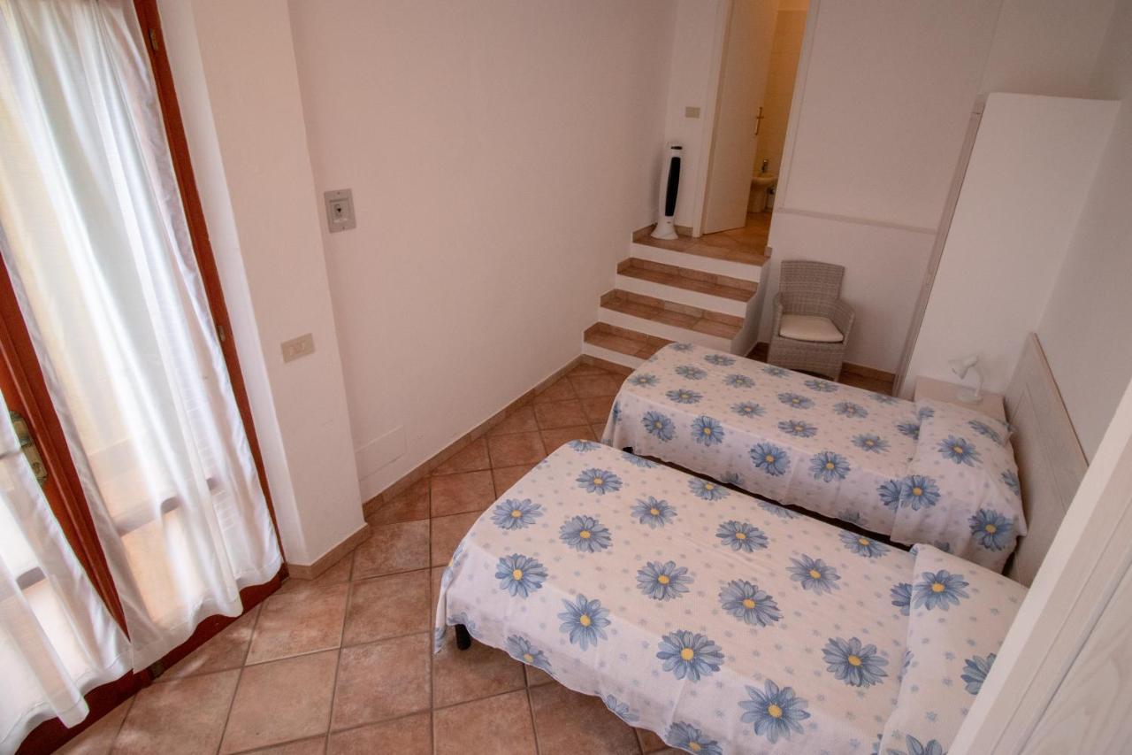 Villa Le Sprizze A Bordo Del Mare - Goelba Marciana Marina  Esterno foto