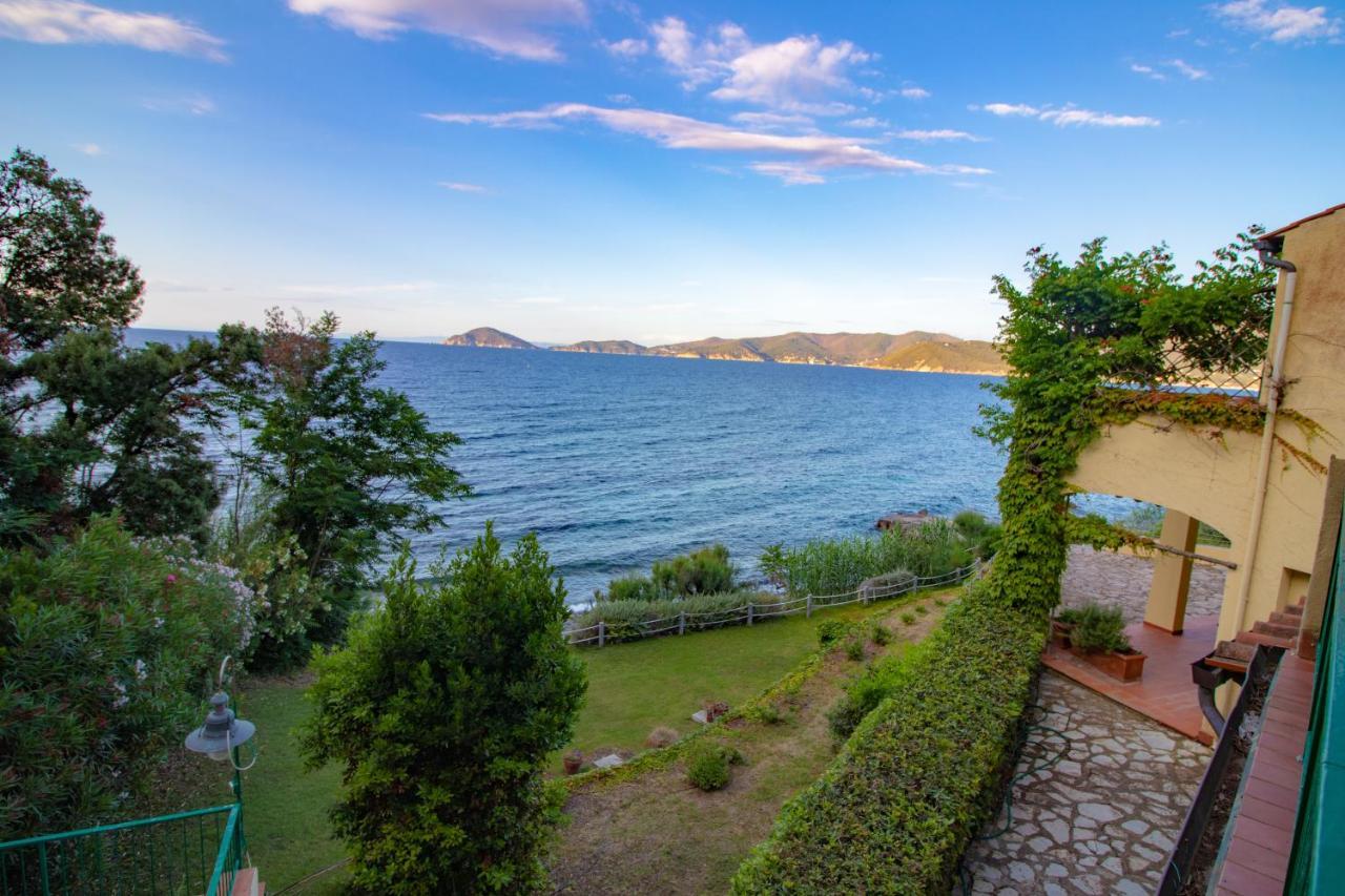 Villa Le Sprizze A Bordo Del Mare - Goelba Marciana Marina  Esterno foto