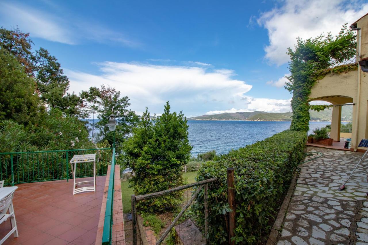Villa Le Sprizze A Bordo Del Mare - Goelba Marciana Marina  Esterno foto